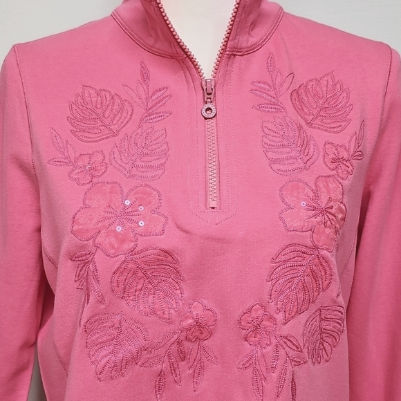 Tommy Bahama Pink Floral Embroidered  1/2 Zip. Terry Knit, New, Size Med - Picture 2 of 11